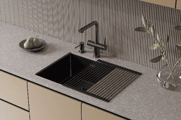 Cмеситель Omoikiri KARATSU-S в цвете вороненая сталь Cмеситель Omoikiri KARATSU-S в цвете вороненая сталь